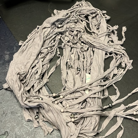 Tolani NWT Oblong Scarf - Picture 7 of 14